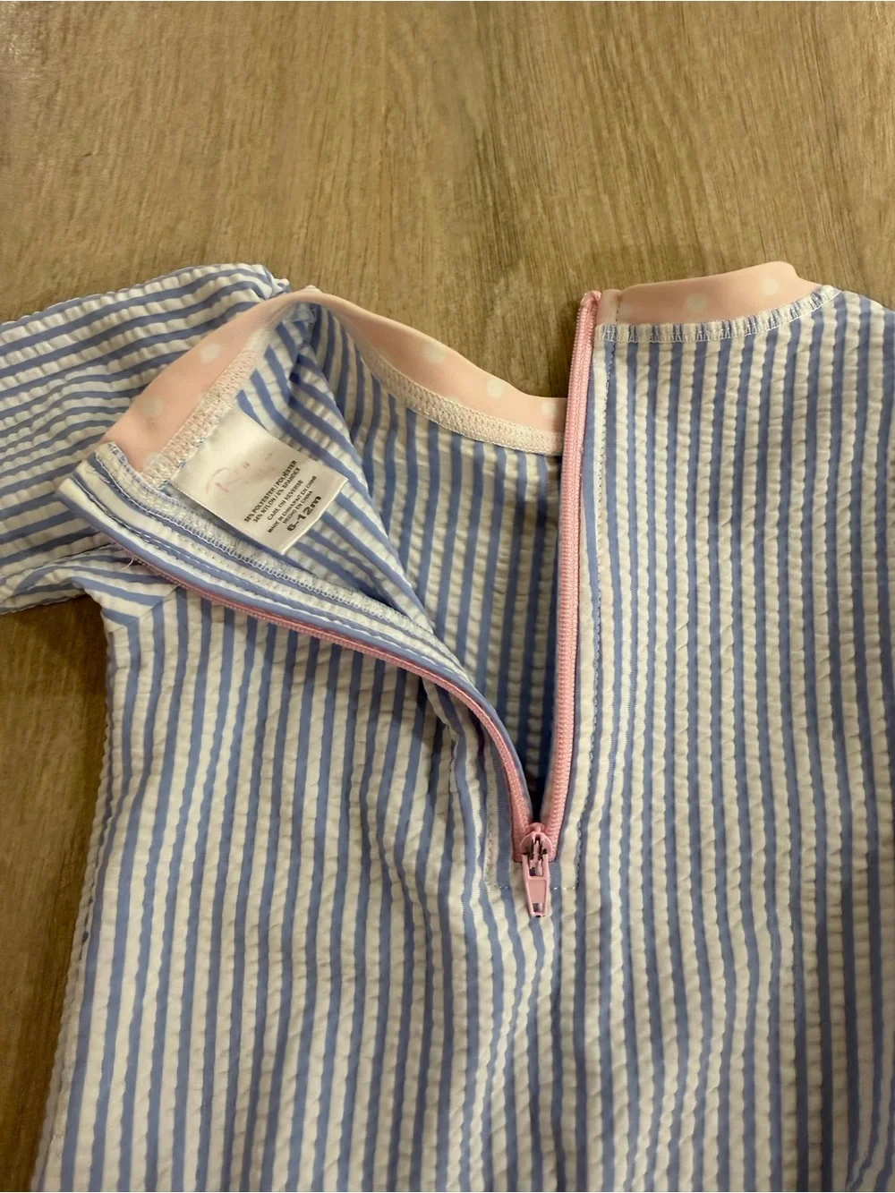 Ruffle Butt’s Baby Girls Seersucker Stripe Rashguard One Piece Swimsuit 6-12 mo